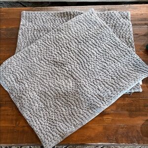 Set of 2 Gray Textured pillow shams